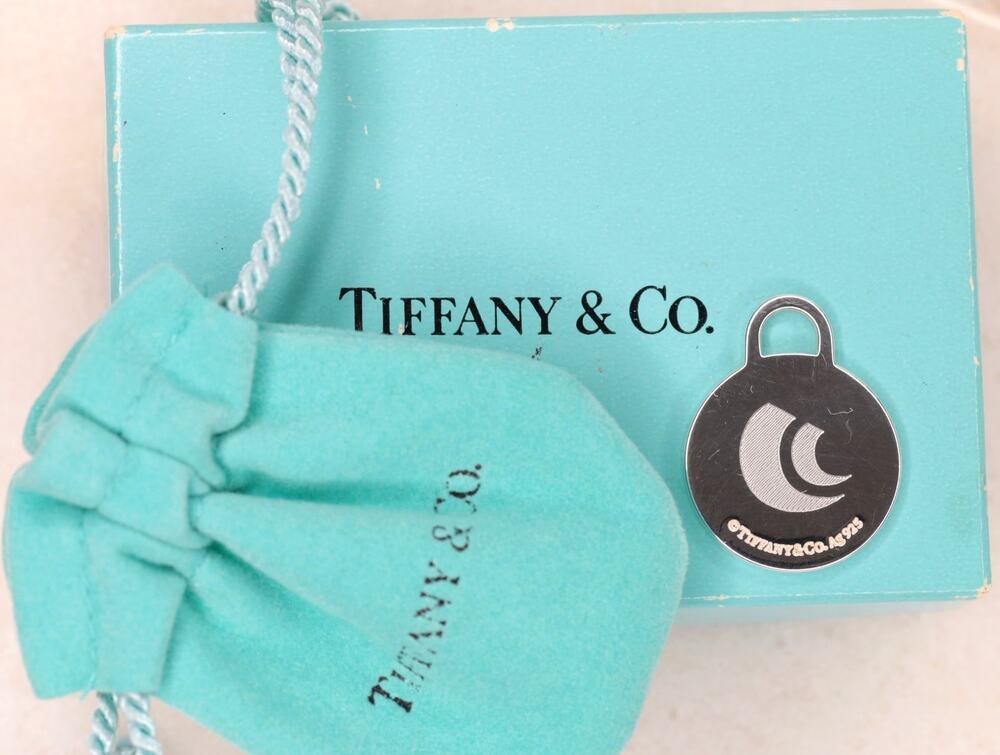 Vintage TIFFANY & CO Sterling Silver Hero Conviction Courage Padlock Tag Charm